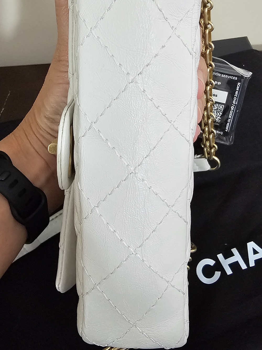 CHANEL Reissue White Quilted Mini Waist Bag with Gold-Tone Turn Lock AUTHENTIC - Picture 9 of 12